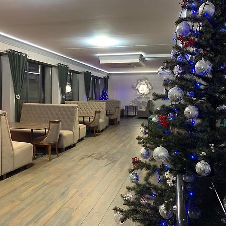 Карпатський Готель Олександрія Mykulychyn Extérieur photo