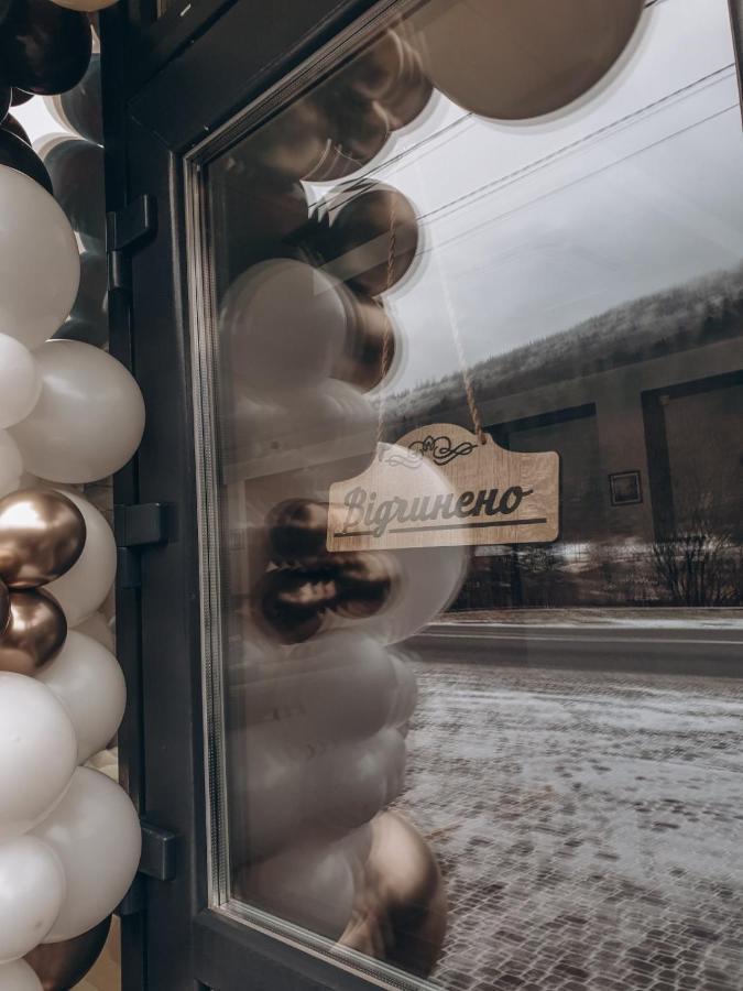 Карпатський Готель Олександрія Mykulychyn Extérieur photo